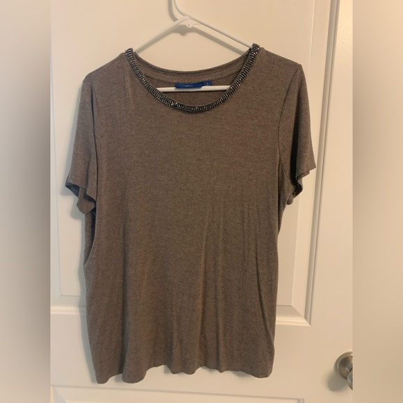 Women’s Apt 9 Brown studded short sleeved shirt in size Large, P2P 22 - Picture 1 of 3
